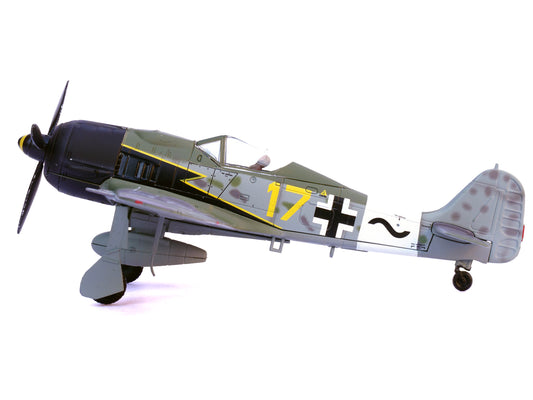Focke-Wulf Fw 190A Aircraft "Yellow 17 24-Victory Ace Willi Unger 12./JG 3 Udet Germany" (1944) German Luftwaffe 1/72 Diecast Model Airplane by Legion