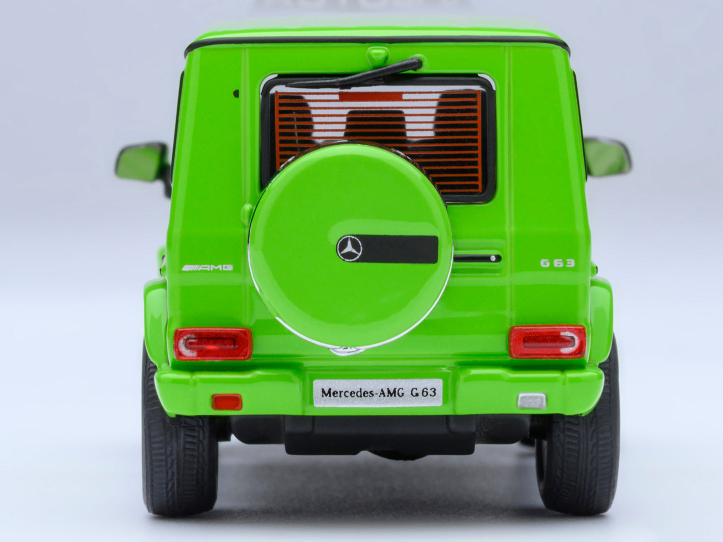 2017 Mercedes-Benz AMG G 63 Alien Green 1/64 Diecast Model Car by Autoart
