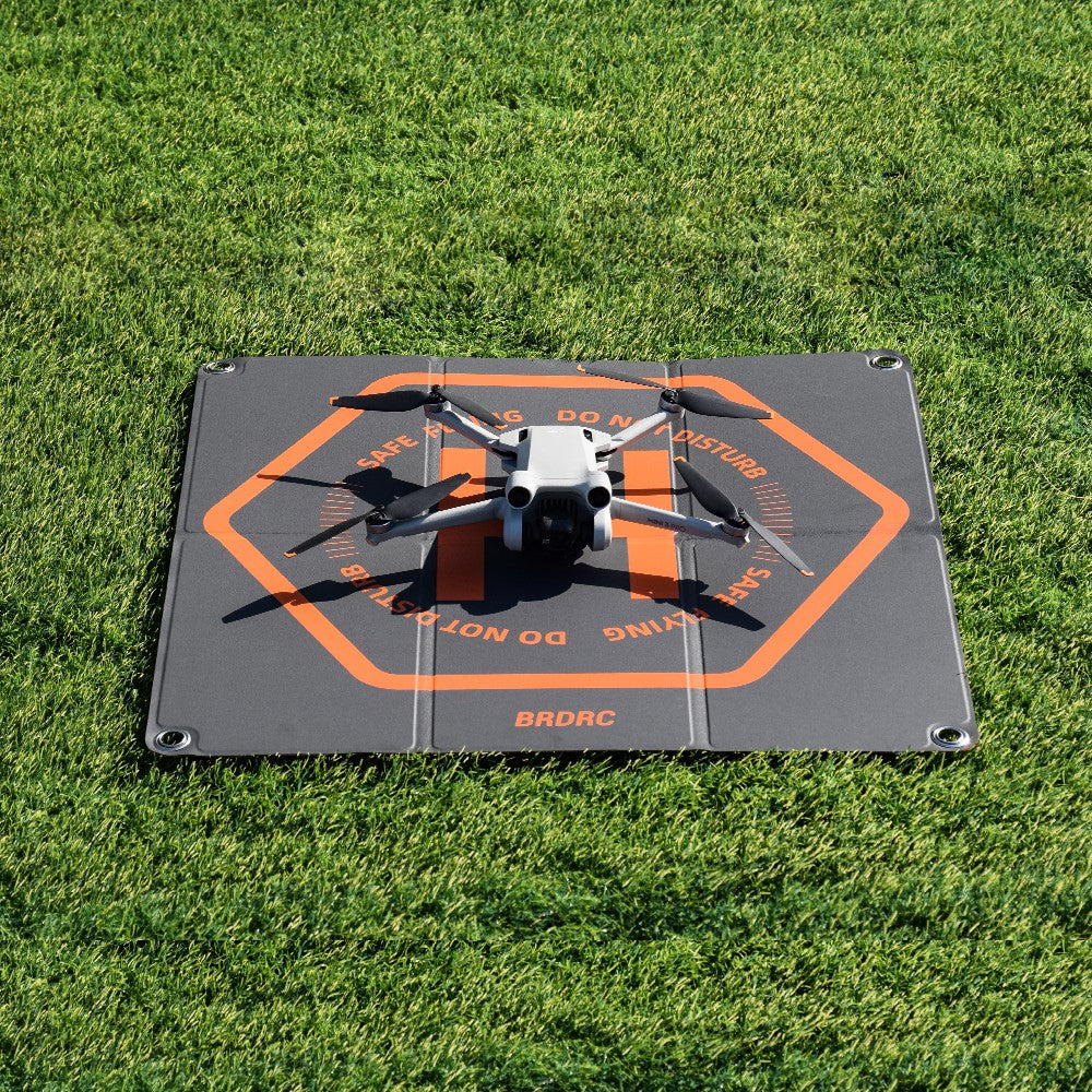 BRDRC Landing Pad for DJI Mini 3 Pro / Avata / Air 2 / Mini 2 / Mini SE / Mavic Mini 50cm PU Leather Drone Parking Apron Pad
