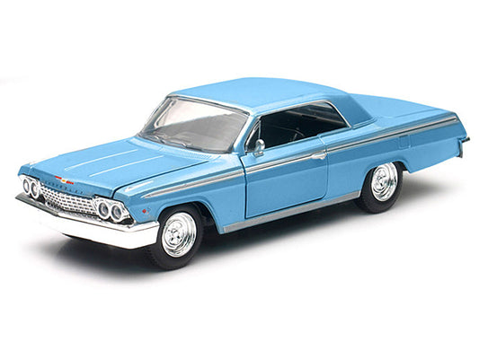 1962 Chevrolet Impala SS Blue 1/25 Diecast Model Car by New Ray