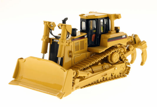 CAT Caterpillar D8R Series II Track Type with Operator "Core Classics Series" 1/50 Diecast Model by Diecast Masters