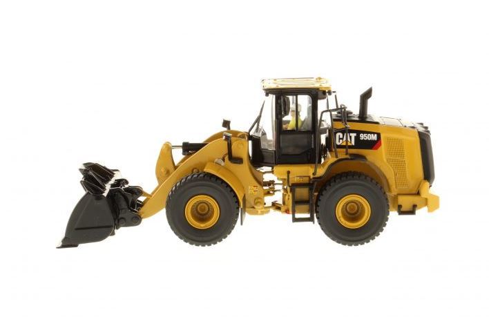 CAT Caterpillar 950M Wheel Loader with Operator "High Line Series" 1/50 Diecast Model by Diecast Masters
