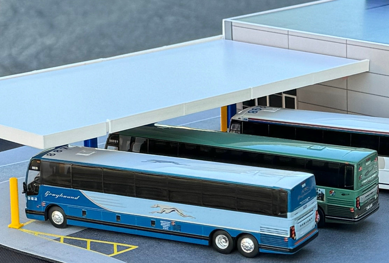Greyhound Bus Station Diorama EZ Assembly Kit 1/87 (HO) Model by Iconic Replicas