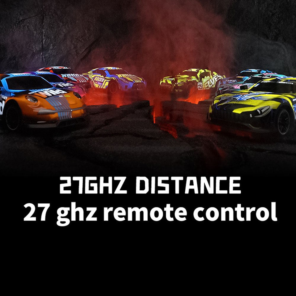 UJ99-P381 1 / 18 2WD RC Racing Car Toy Cool Light Effect Remote Control Car