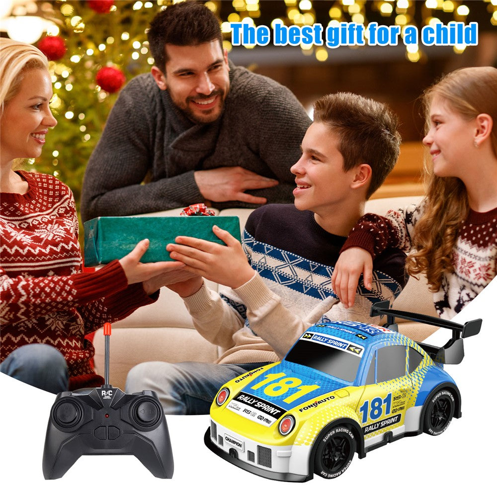 Q241 1 / 24 2WD Remote Control Car Kids Toy RC Racing Car with Cool Light