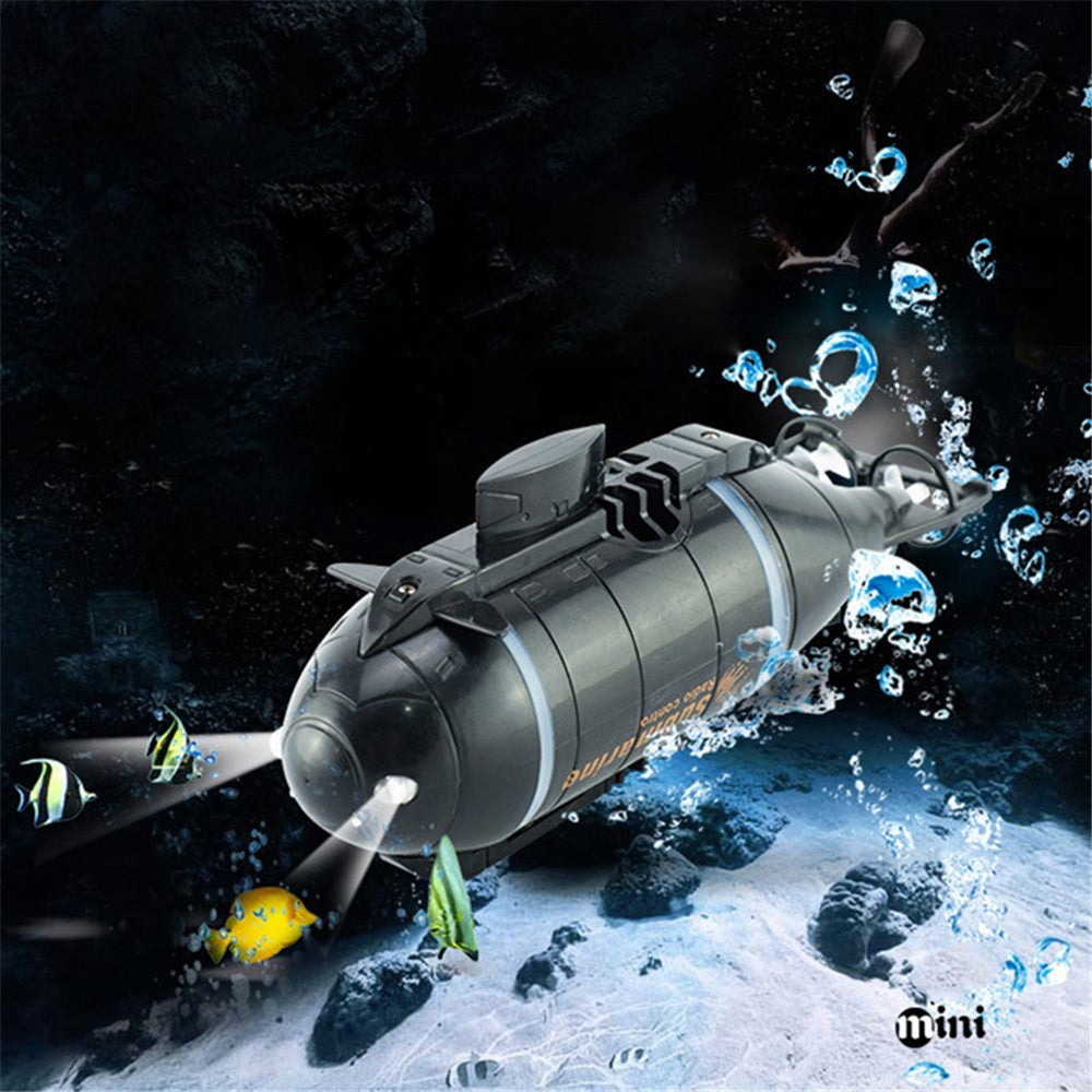 777-586 Wireless 6 Channels 2.4G RC Submarine with LED Lights Electric Mini Submarine Toy
