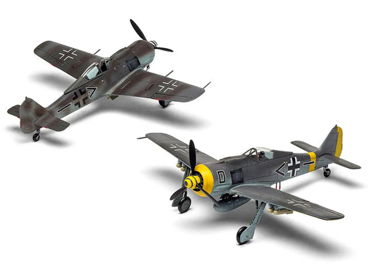 Level 1 Model Kit Focke-Wulf Fw190-A8/F-8 Fighter Aircraft with 2 Scheme Options 1/72 Plastic Model Kit by Airfix
