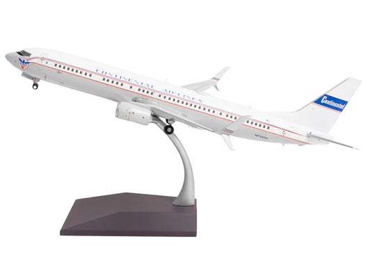 Boeing 737-900ER Commercial Aircraft "Continental Airlines - United Airlines" (N75435) White with Red and Blue Stripes "Gemini 200" Series 1/200 Diecast Model Airplane by GeminiJets