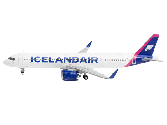 Airbus A321neo Commercial Aircraft "Icelandair" (TF-IAA) White with Blue and Pink Tail 1/400 Diecast Model Airplane by GeminiJets