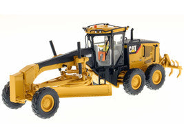 CAT Caterpillar 140M Motor Grader with Operator "Core Classics Series" 1/50 Diecast Model by Diecast Masters