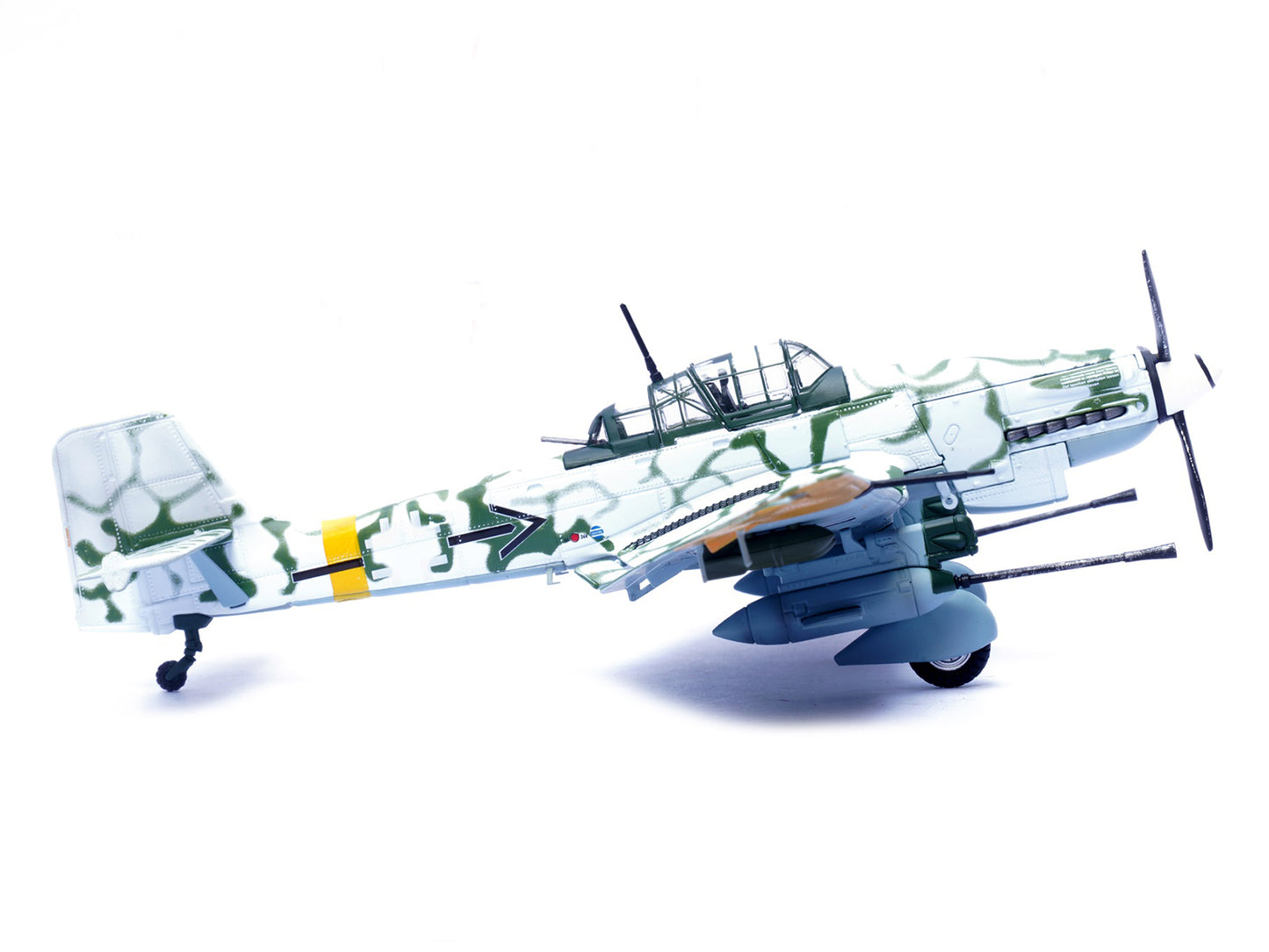 Junkers Ju 87G2 Stuka Bomber Aircraft "10.(Pz)/SG 2 Immelmann Markisch Friedland Pomerania" (1945) German Luftwaffe "Wing" Series 1/72 Diecast Model by Panzerkampf