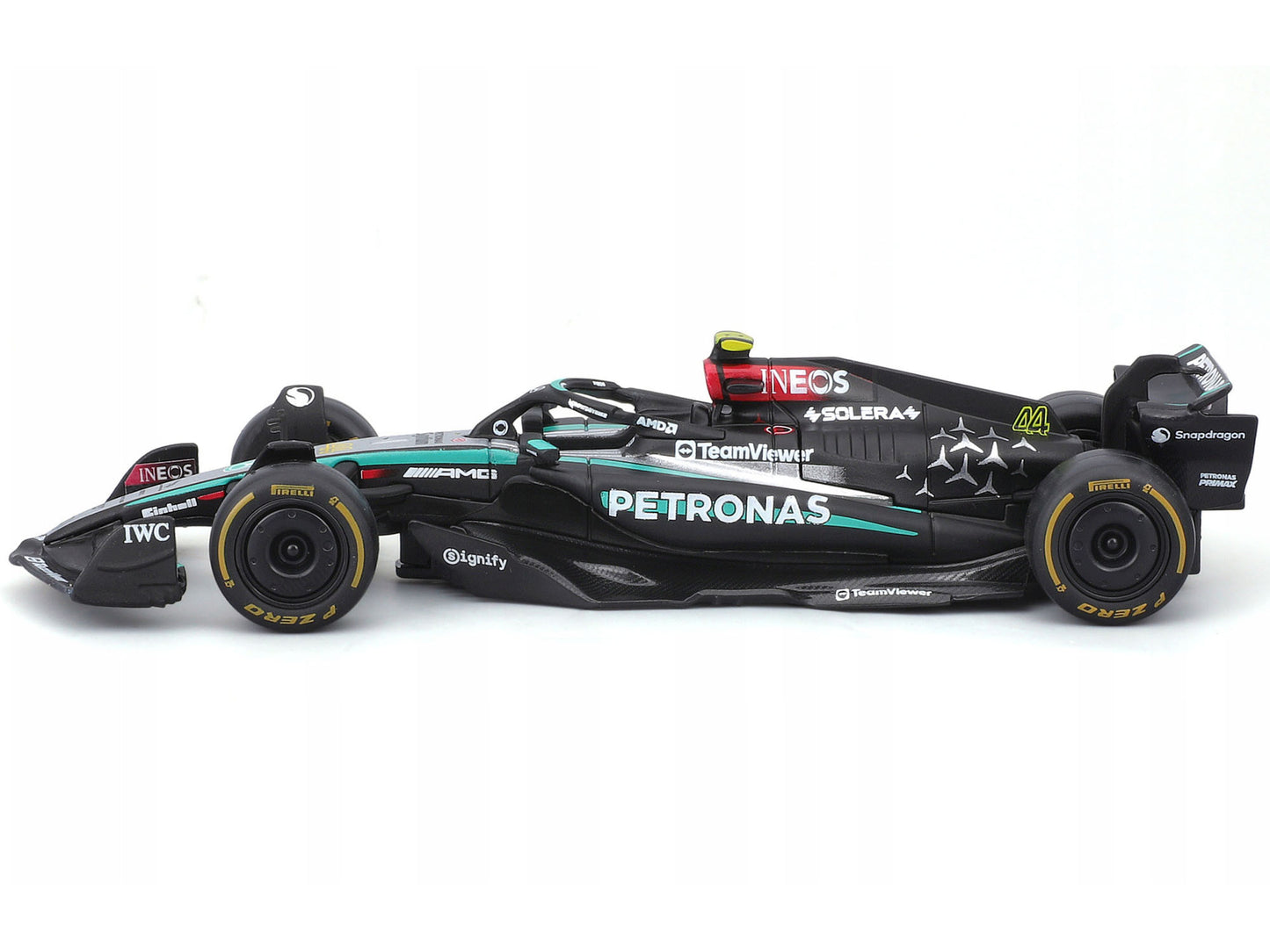 Mercedes-AMG F1 W15 E Performance #44 Lewis Hamilton "Petronas" Formula One F1 World Championship (2024) "Race" Series 1/43 Diecast Model Car by Bburago