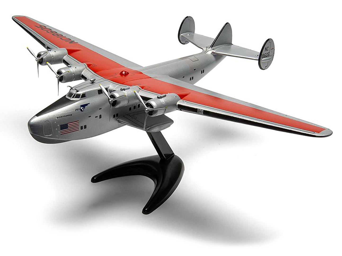 Level 2 Model Kit Boeing 314 Clipper Flying Boat with 2 Scheme Options 1/144 Plastic Model Kit by Airfix