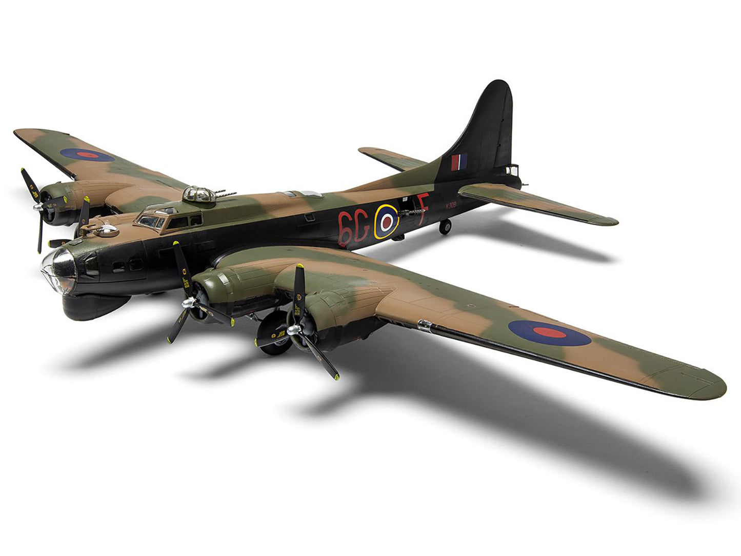 Level 3 Model Kit Boeing B-17G/Fortress Mk.III Aircraft with 2 Scheme Options 1/72 Plastic Model Kit by Airfix