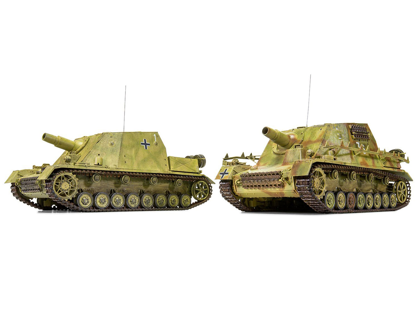 Level 3 Model Kit Sturmpanzer IV Brummbar "Mid Version" Tank with 2 Scheme Options 1/35 Plastic Model Kit by Airfix