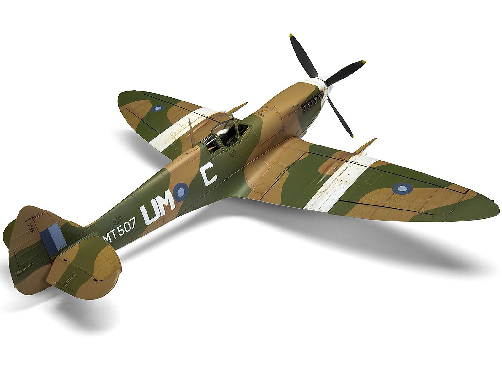 Level 4 Model Kit Supermarine Spitfire Mk.VIII Fighter Aircraft with 3 Scheme Options 1/24 Plastic Model Kit by Airfix
