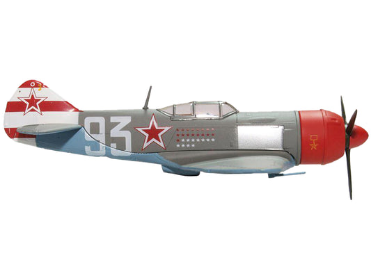 Lavochkin LA7 Fighter Plane Sergei Federovich Dolgushin 156th Fighter Regiment (1945) "Oxford Aviation" Series 1/72 Diecast Model Airplane by Oxford Diecast
