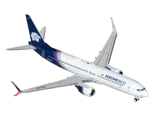 Boeing 737-800 Commercial Aircraft "Aeromexico" (N957AM) White with Blue Tail 1/400 Diecast Model Airplane by GeminiJets