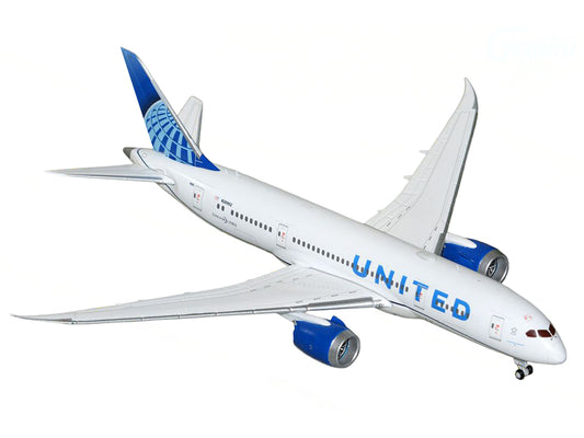 Boeing 787-8 Commercial Aircraft "United Airlines" (N26902) White with Blue Tail 1/400 Diecast Model Airplane by GeminiJets