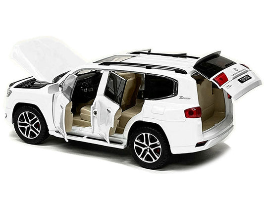 Toyota Land Cruiser White 1/24 Diecast Model Car 