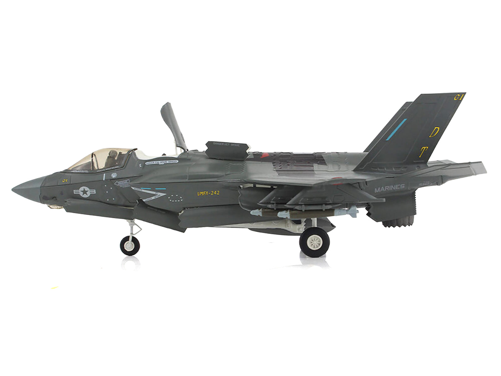 Lockheed F-35B Lightning II Aircraft (Beast Mode) "169623 VMFA-242 Bats Iwakuni Japan" (2024) United States Marine Corps "Air Power Series" 1/72 Diecast Model by Hobby Master