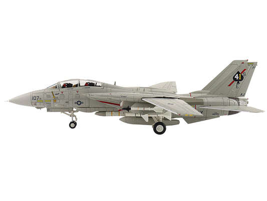 Grumman F-14A Tomcat Fighter Aircraft "160390 Sukhoi Killer VF-41 Black Aces USS Nimitz" (1982) United States Navy "Air Power Series" 1/72 Diecast Model by Hobby Master