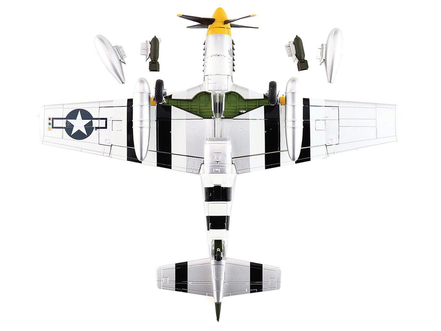 North American P-51D Mustang Fighter Aircraft "413926 375th Fighter Squadron 8th Air Force" (1944) United States Army Air Forces "Air Power Series" 1/48 Diecast Model by Hobby Master