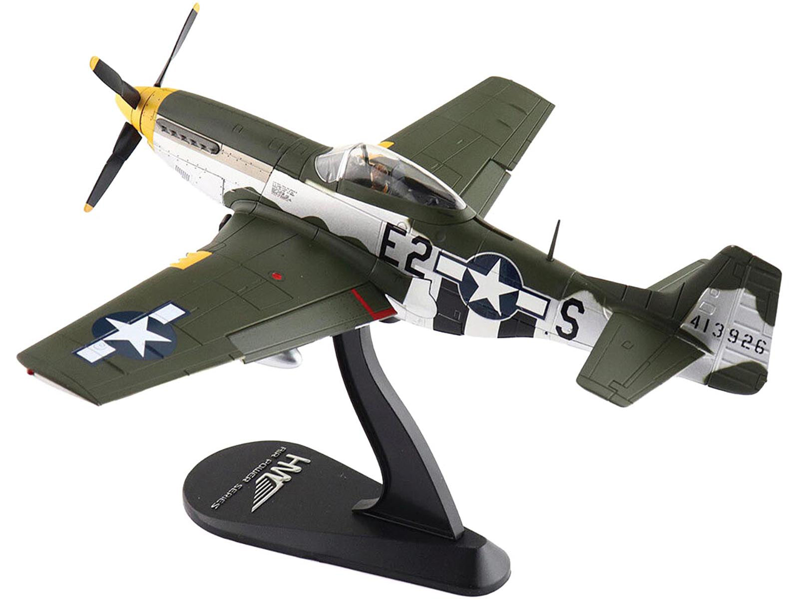 North American P-51D Mustang Fighter Aircraft "413926 375th Fighter Squadron 8th Air Force" (1944) United States Army Air Forces "Air Power Series" 1/48 Diecast Model by Hobby Master