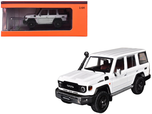Toyota Land Cruiser (J76) White Metallic 1/64 Diecast Model Car by GCD
