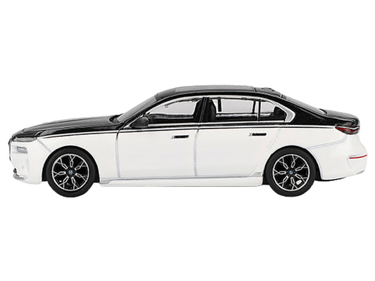BMW i7 xDrive60 Dravit Alpine White and Black Sapphire Limited Edition 1/64 Diecast Model Car by Mini GT