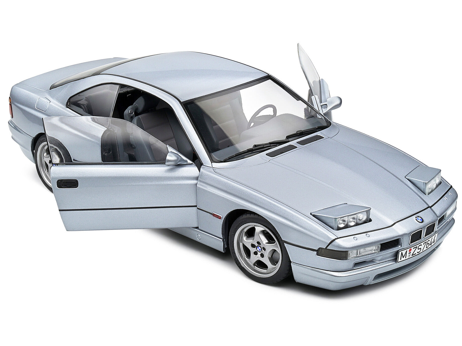 1992 BMW 850 (E31) CSI Arctic Silver Metallic 1/18 Diecast Model Car by Solido