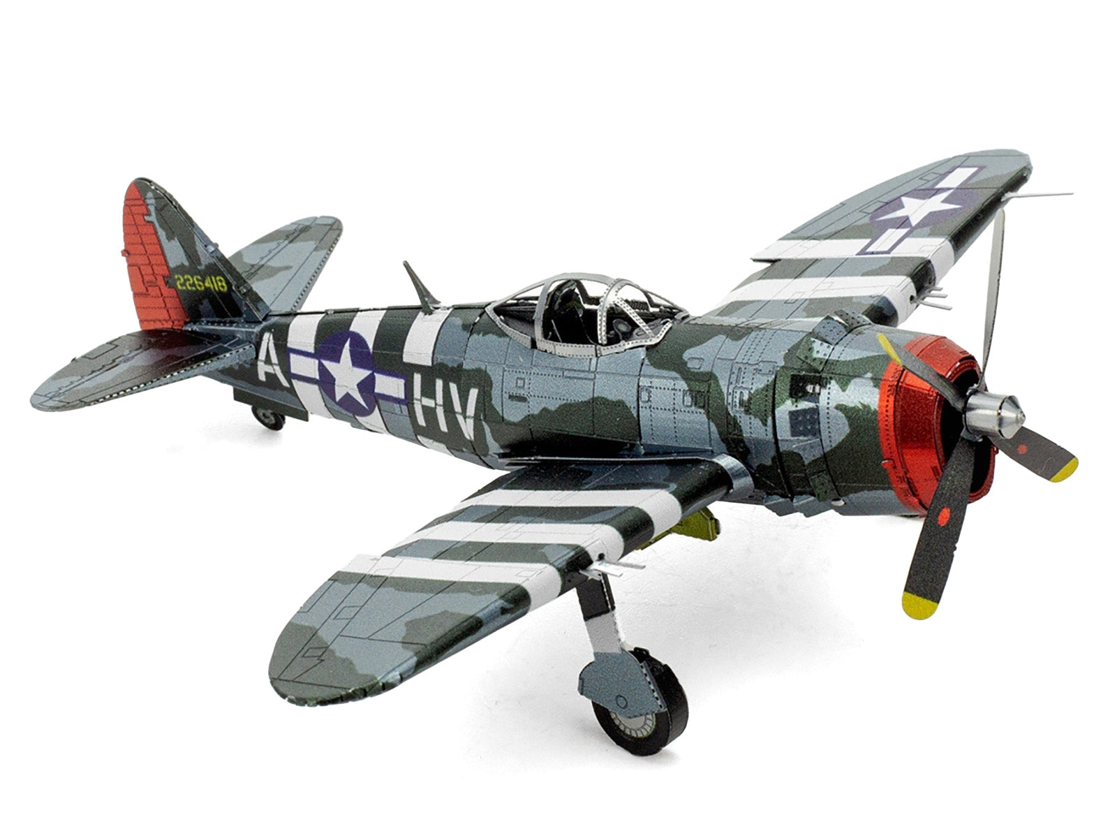Model Kit Republic P-47 Thunderbolt Fighter Aircraft "The Jug" United States Army Air Forces (Moderate Difficulty) Steel Model by Metal Earth